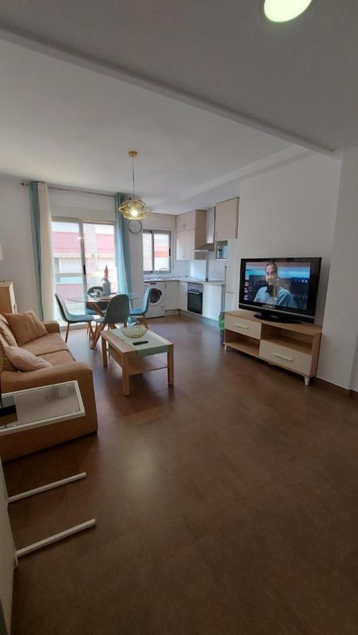 Águilas Apartamento Moderno Vacacional מראה חיצוני תמונה