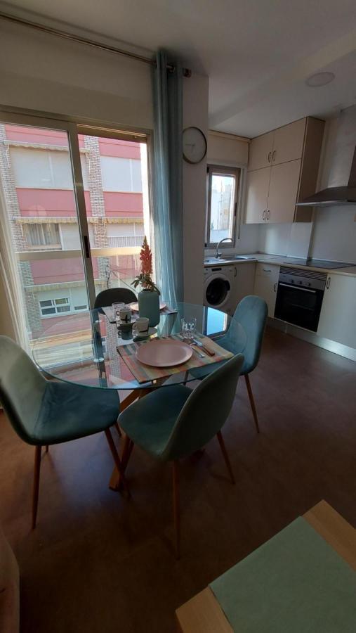 Águilas Apartamento Moderno Vacacional מראה חיצוני תמונה