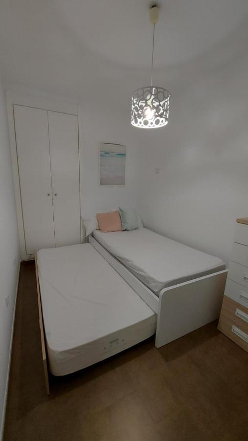 Águilas Apartamento Moderno Vacacional מראה חיצוני תמונה